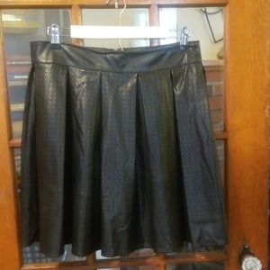 COPY - RED Saks fifth avenue skirt NWT